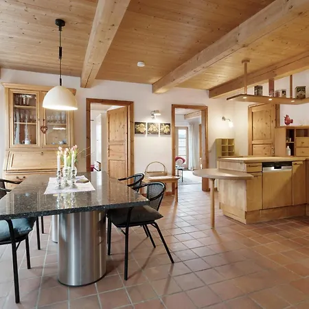 Haus Muehlenhof 7 * Hillgroven